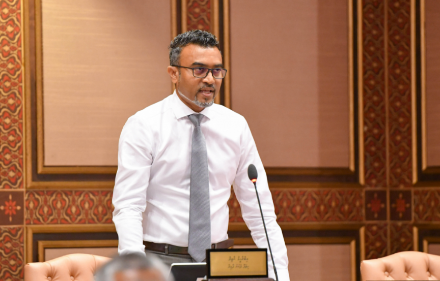އައްޑޫ ކަރަންޓް މައްސަލާގައި މެމްބަރު ނާޒިލް ހުށަހެޅި މައްސަލަ ބޭރުކޮށްލައިފި